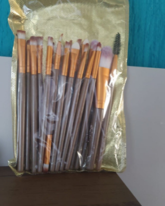 Set brochas Arena